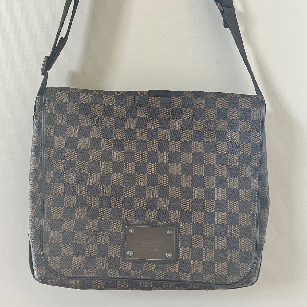 Louis Vuitton Crossbody Bag
